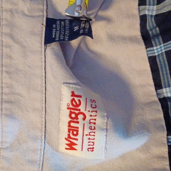WRANGLER, AUTHENTICS, MENS PLAID BUTTON UP, SHORT SLEEVE, ONE POCKET, SI… - Picture 6 of 6